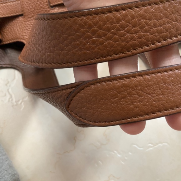 Prada - Picture 5 of 16